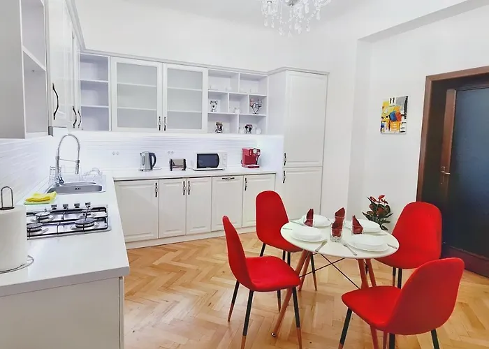 Spacious 5* Luxury In Historic Center Free Parking Cluj-Napoca