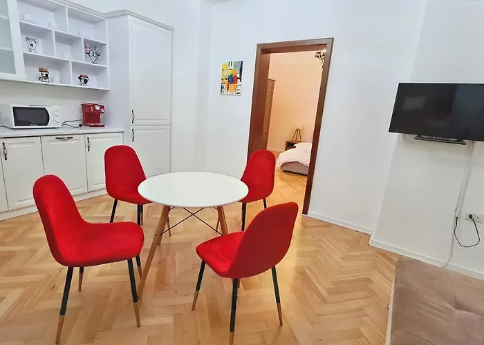 Spacious 5* Luxury In Historic Center Free Parking