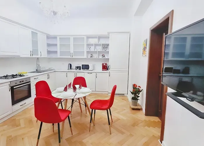 Spacious 5* Luxury In Historic Center Free Parking Appartement Cluj-Napoca