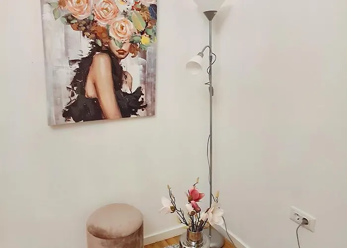 Apartment Spacious 5* Luxury In Historic Center Free Parking